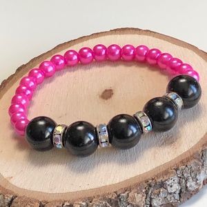 Hot pink and Black Rock ‘N Roll glass bead stretch bracelet